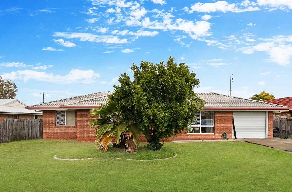 77 Exeter Street, Torquay, QLD 4655