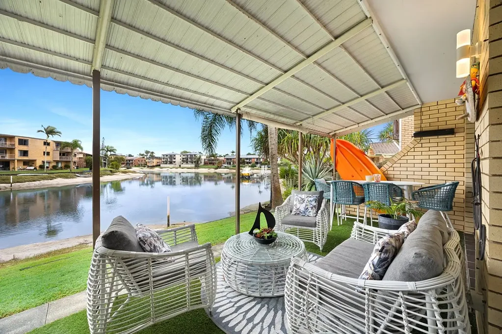 Mooloolaba 2房  Ground Floor Riverfront Living in the Heart of Mooloolaba