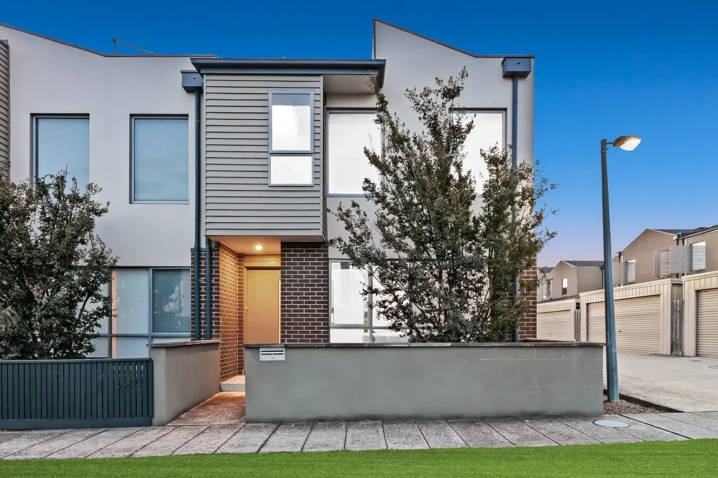 4 Braddon Way, Lynbrook, VIC 3975