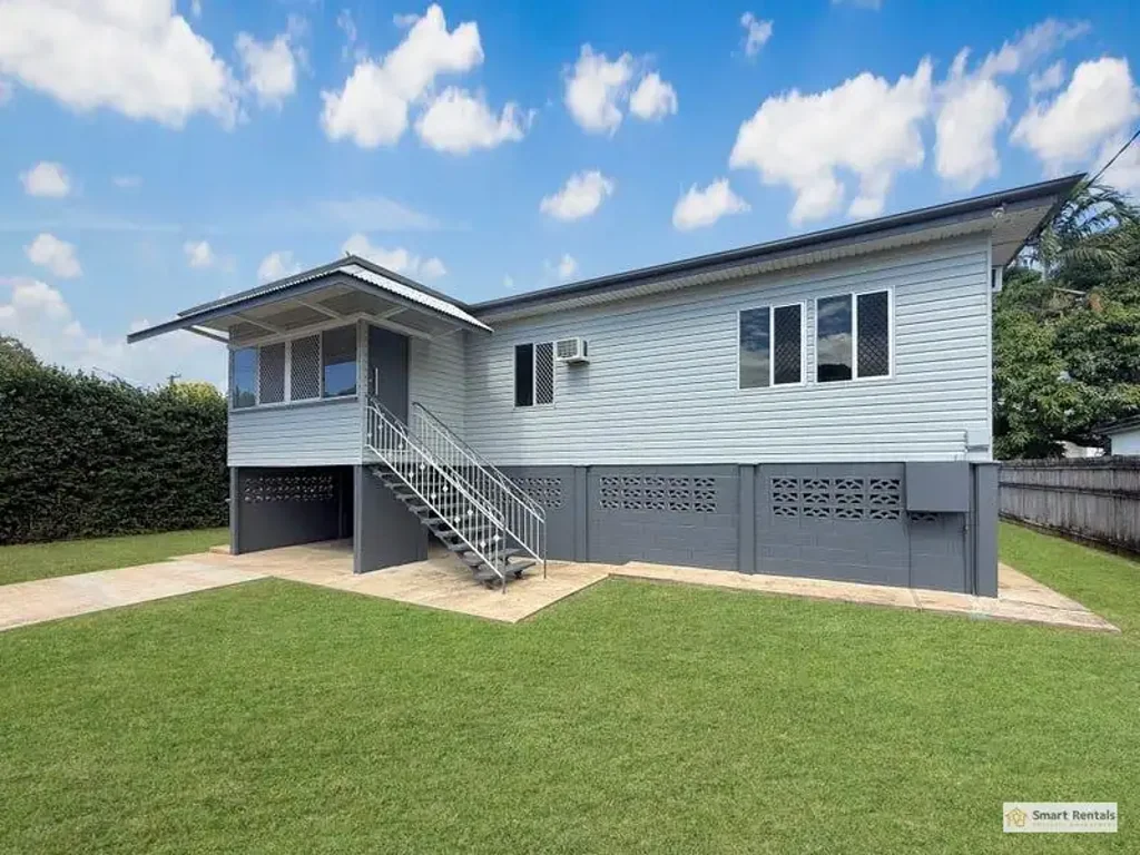 4 Carcoola Street, Cranbrook, QLD 4814, 3 Bedrooms, 1 Bathrooms, House
