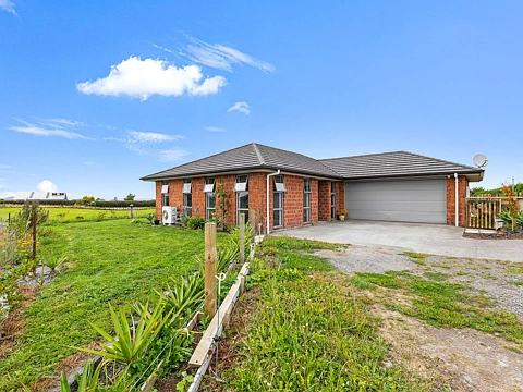 Stratford 4房  Will look at all offers over $699,000