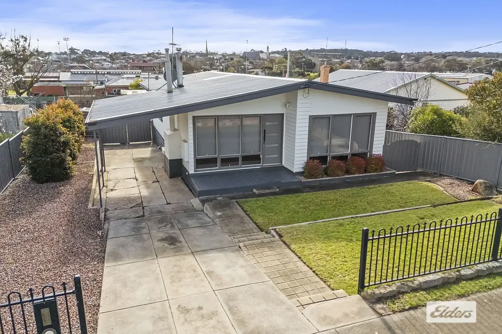 Stawell 3Kwarto Centrally Positioned & Fully Renovated
