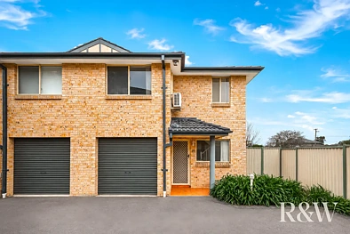 Rooty Hill 3房 位于备受追捧的 North Rooty Hill 的宽敞联排别墅 Spacious Townhouse in Sought After North Rooty Hill
