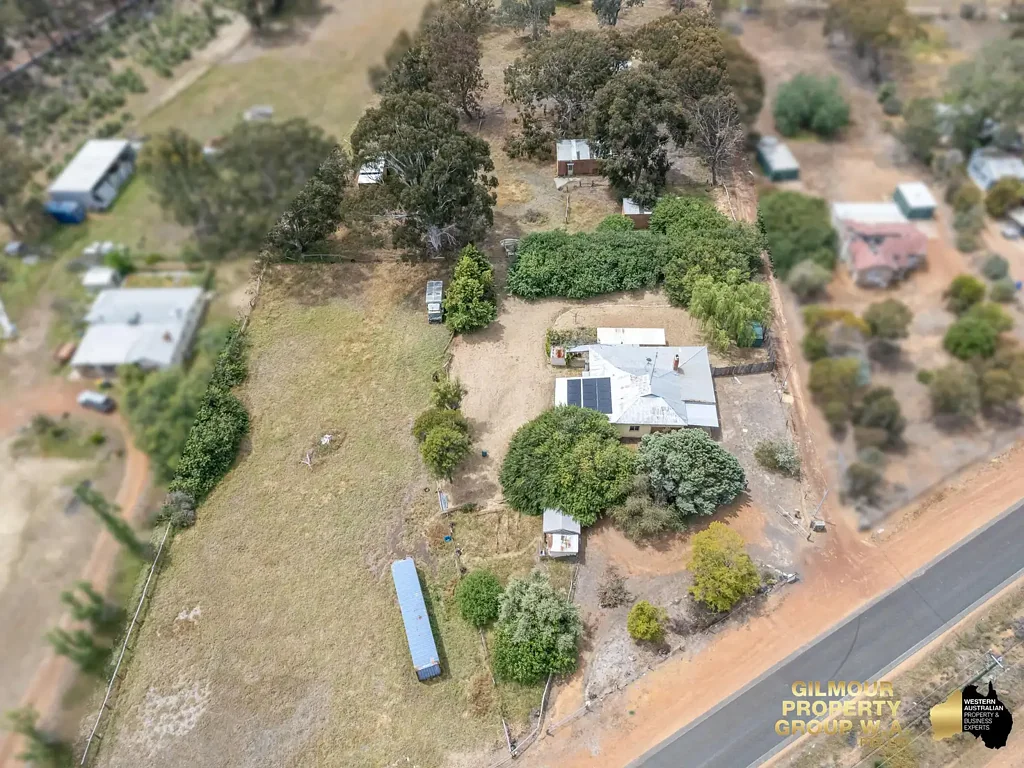 Wundowie 3Kwarto Country Living with Plenty of Potential on 2.89 Acres!