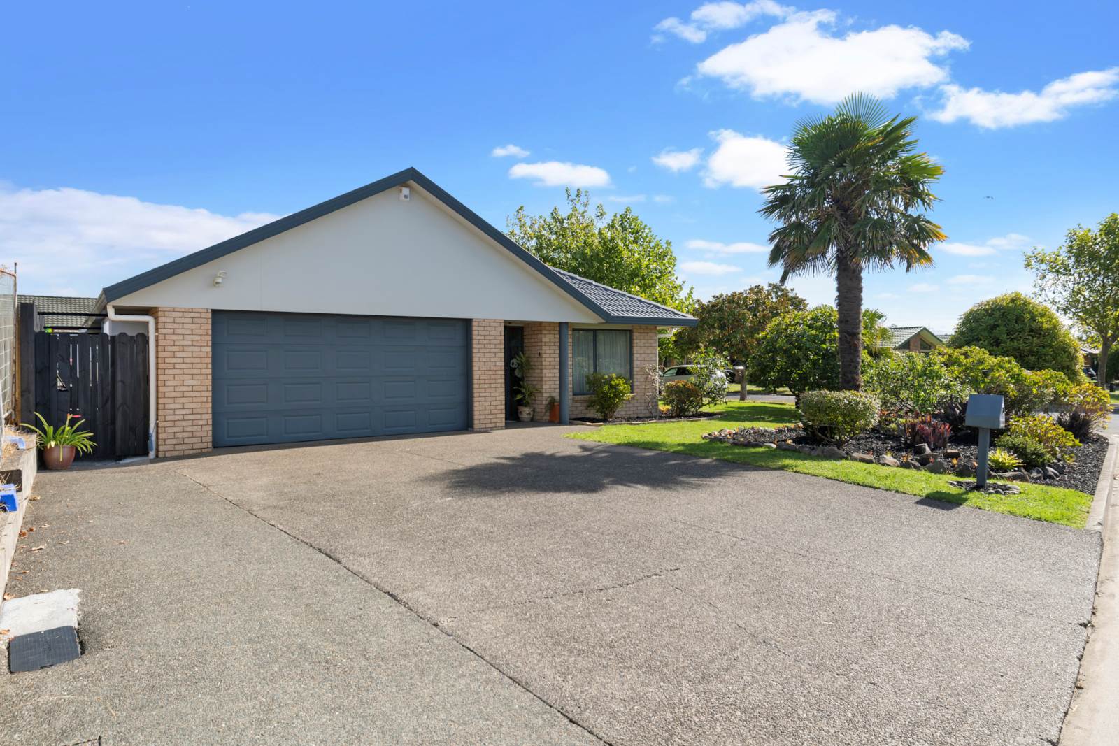 13 Cottesmore Place, Huntington Park, Auckland - Manukau, 3 ห้องนอน, 0 ห้องน้ำ, House