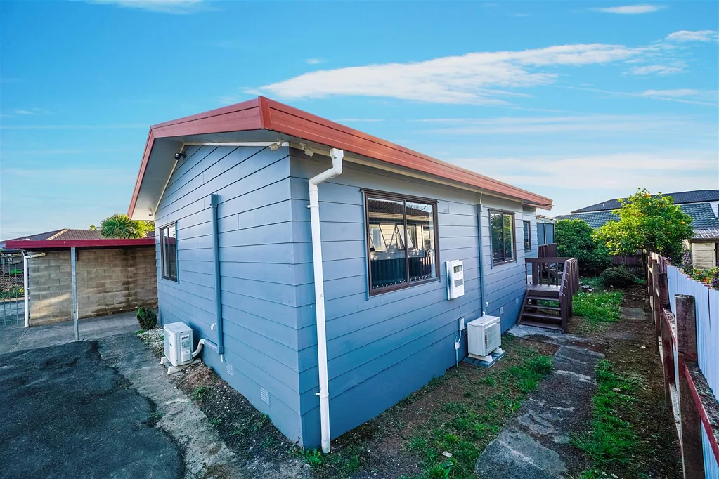 2/24 Norrie Smith Avenue, Flat Bush, Auckland