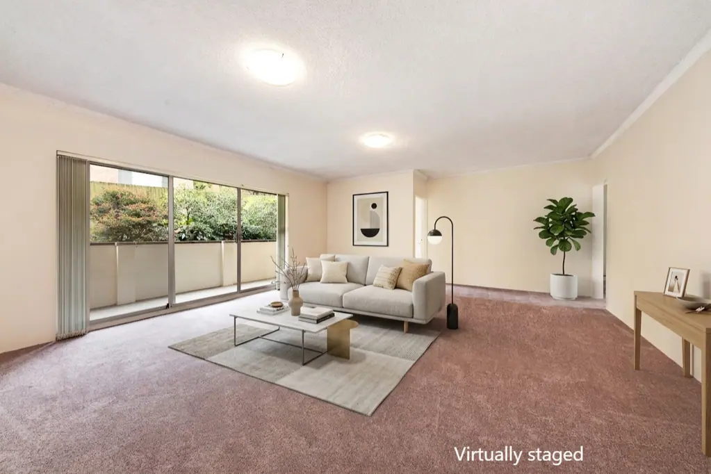 Spacious Three Bedroom Unit with Double Lock-Up Garage – Walk to Shops & Transport