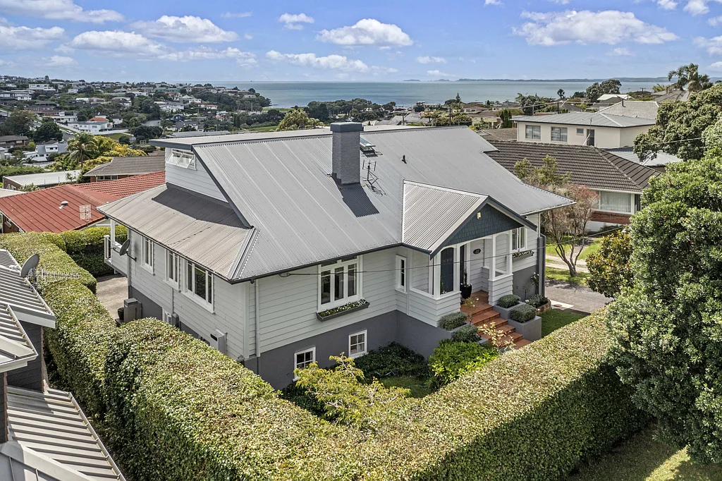 1/41 East Coast Road, Milford, North Shore City, Auckland