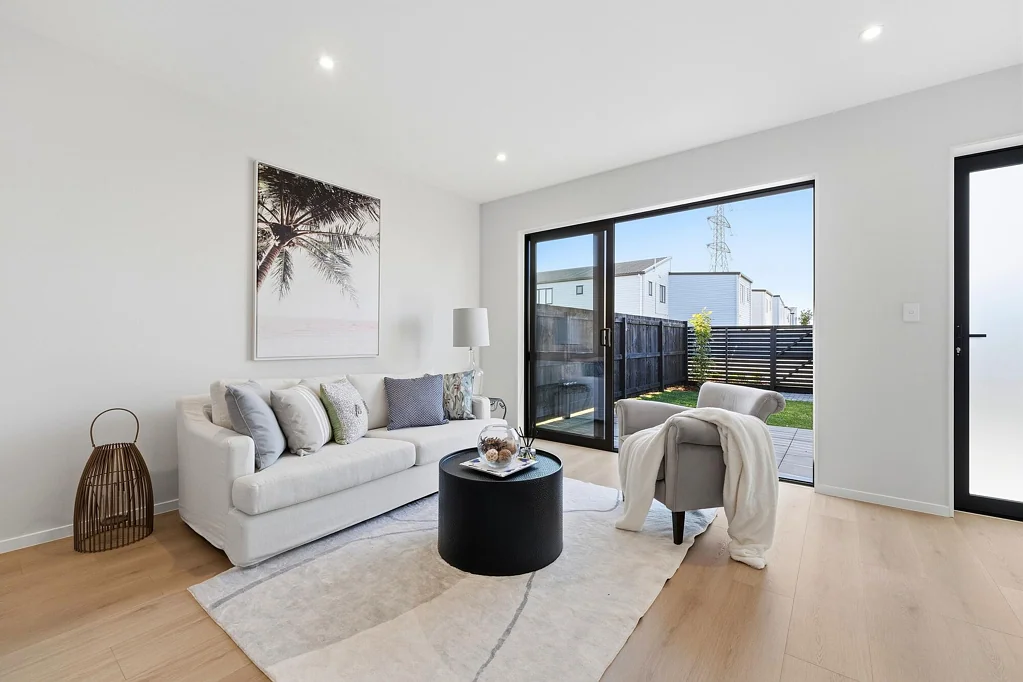 Karaka 5房  Affordable Brand-New Five-Bedroom Home