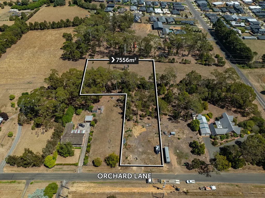 Brown Hill Prime Residential Land Opportunity in Brown Hill – 7,556m² with Development Potential