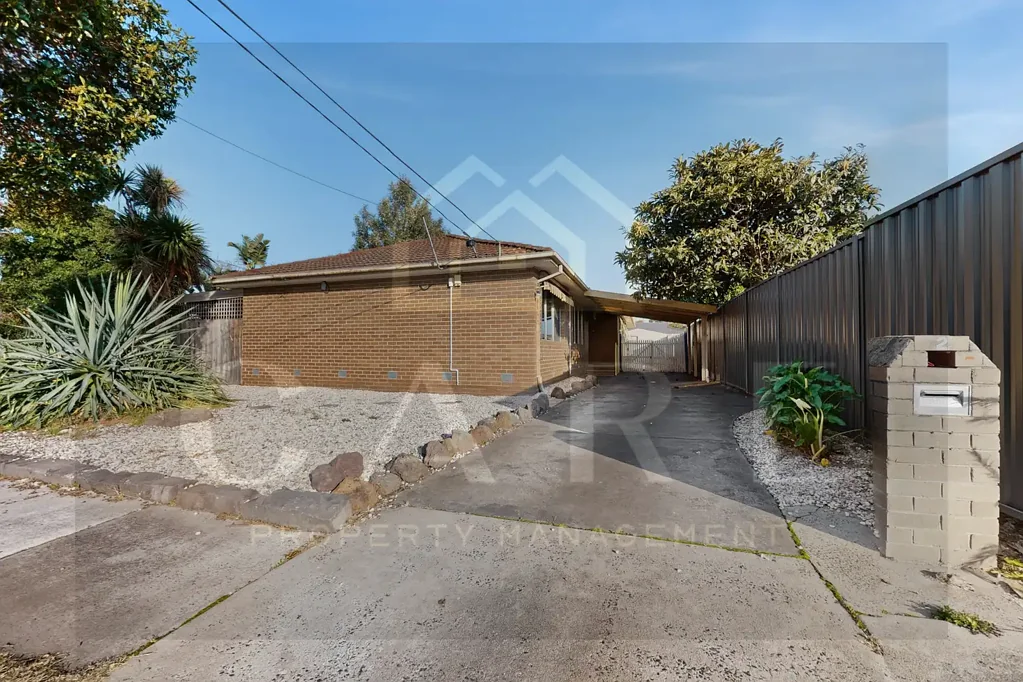 Spacious Family Home in a Quiet Court Location