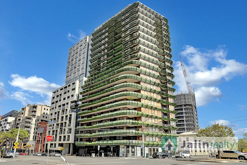 Melbourne 2ਬੈੱਡਰੂਮ Well Appointed & Convenient Accommodation! 
*Only 4 minutes walk to new Parkville Station!