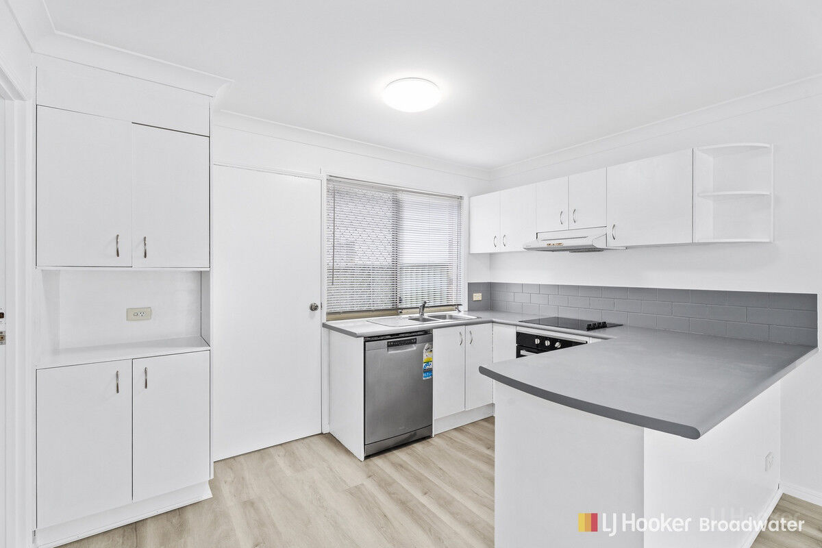 UNIT 8 5 AHERN ST, LABRADOR QLD 4215, 0部屋, 0バスルーム, Townhouse