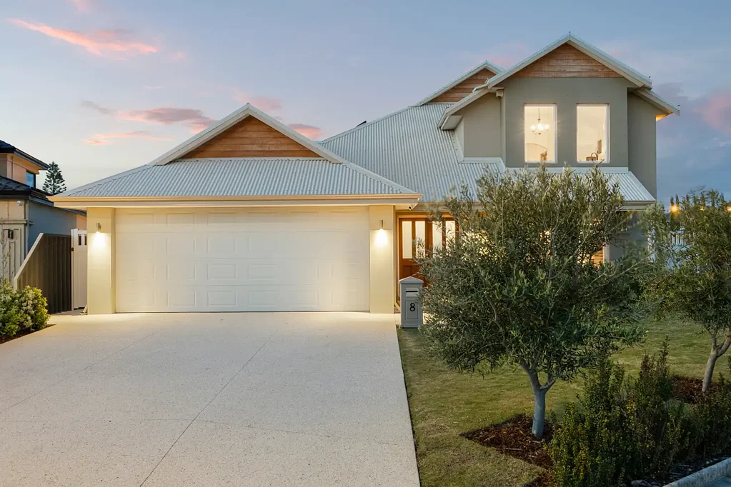 8 Jensen Rise, Iluka, WA 6028