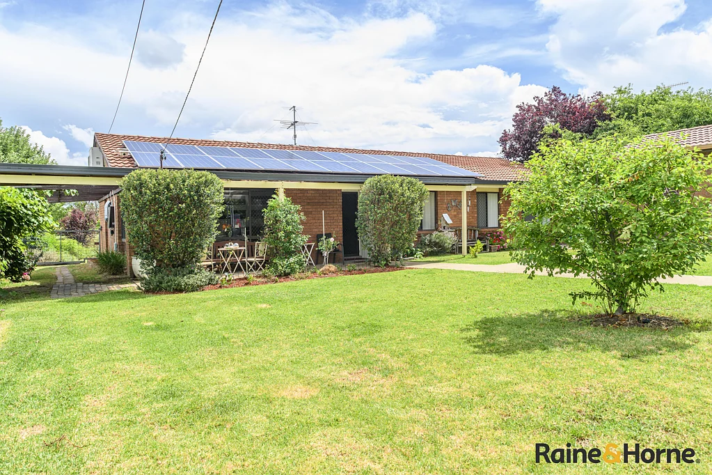 4 Kent Avenue, Armidale, NSW 2350