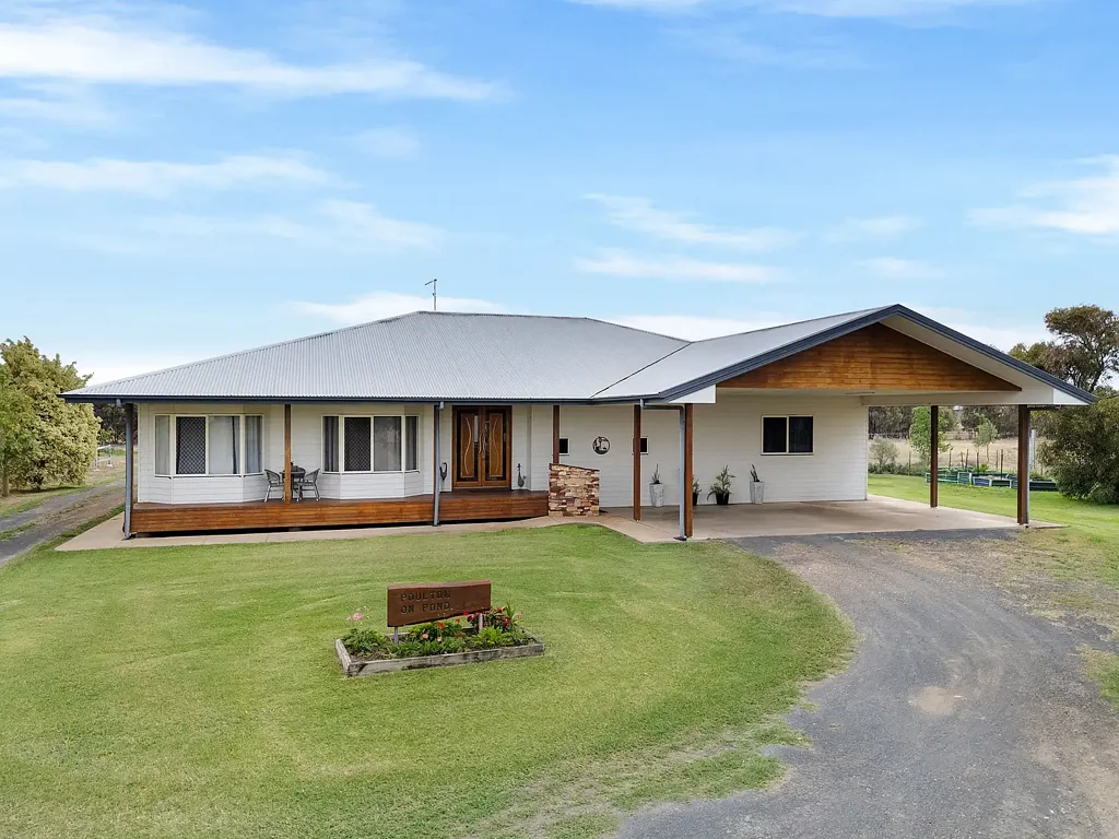 12C Edgewood Drive, Emerald, QLD 4720