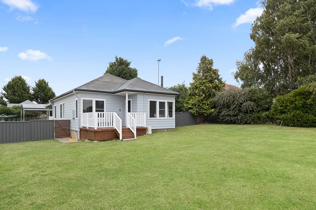 26 Carrington Street, Crookwell, NSW 2583