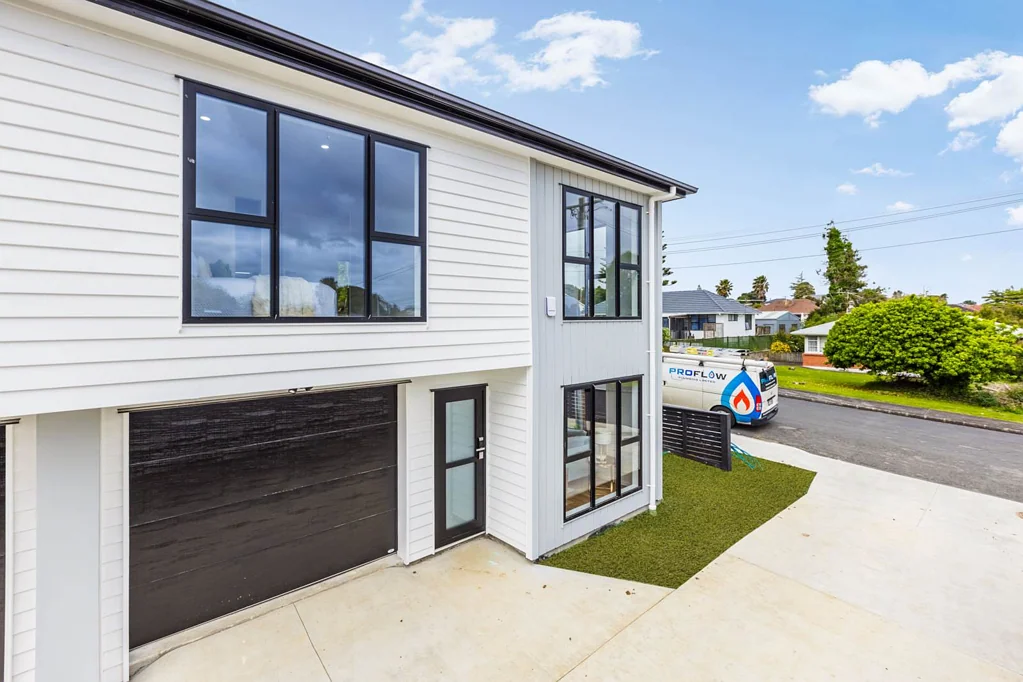 Manurewa 3 Bedroom Modern Comfort, Prime Location