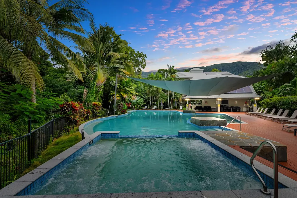 18/23-25 Veivers Road, Palm Cove, QLD 4879