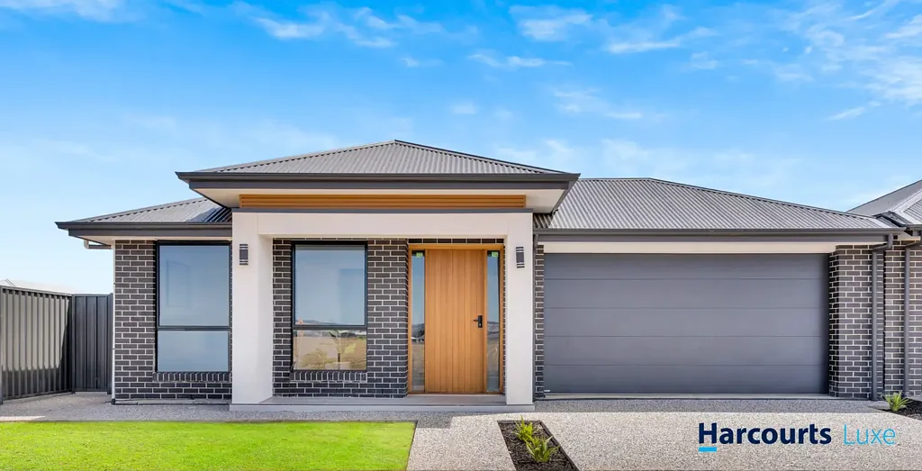 Angle Vale 4房  Brand New Luxury Living with 3m Ceilings & Designer Finishes