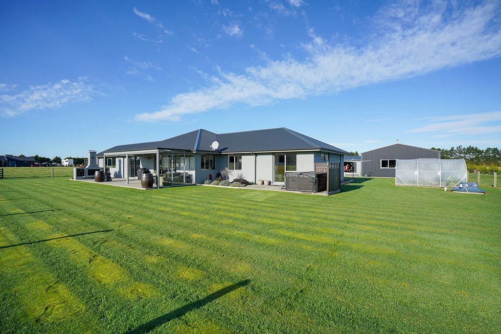 81 Mika Way, Lorneville, Southland