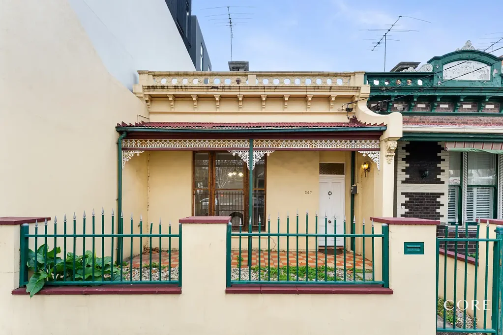 Classic Victorian Living in Prime Location Available Now!