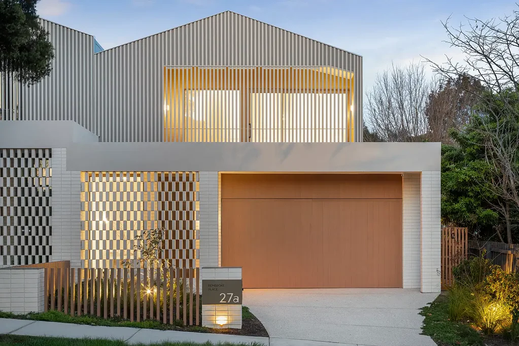 Surrey Hills 4ਬੈੱਡਰੂਮ Award-winning craftsmanship and cutting-edge luxury
