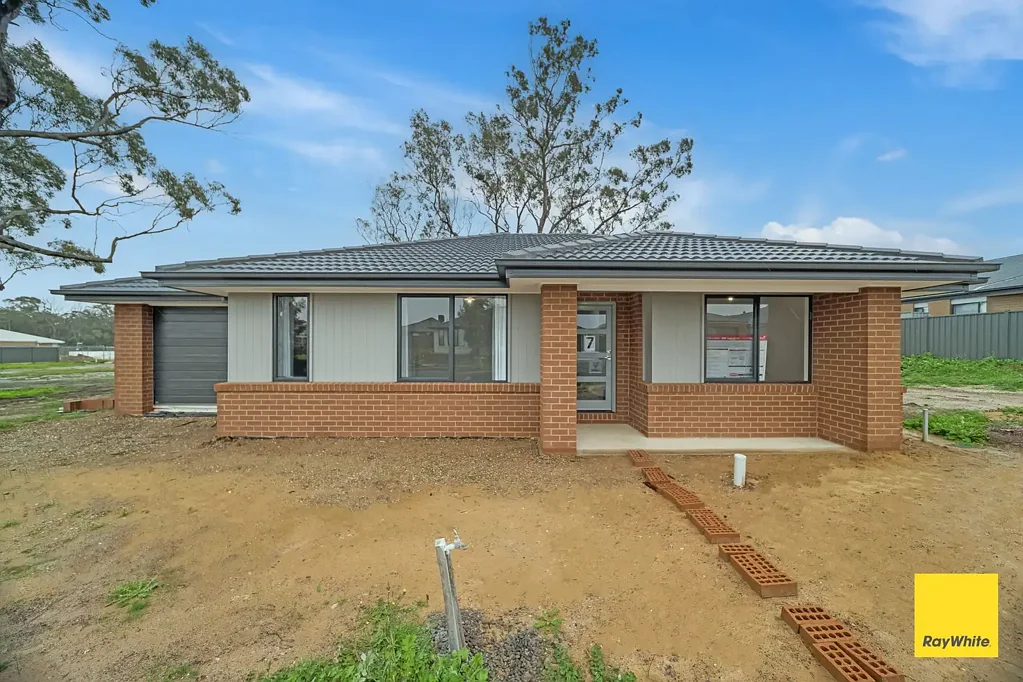 Contemporary Family Living in the Heart of Huntly