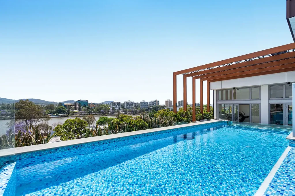 West End 2침실 Right in the Heart of West End Living - Lifestyle Seekers & Astute Investors Alert