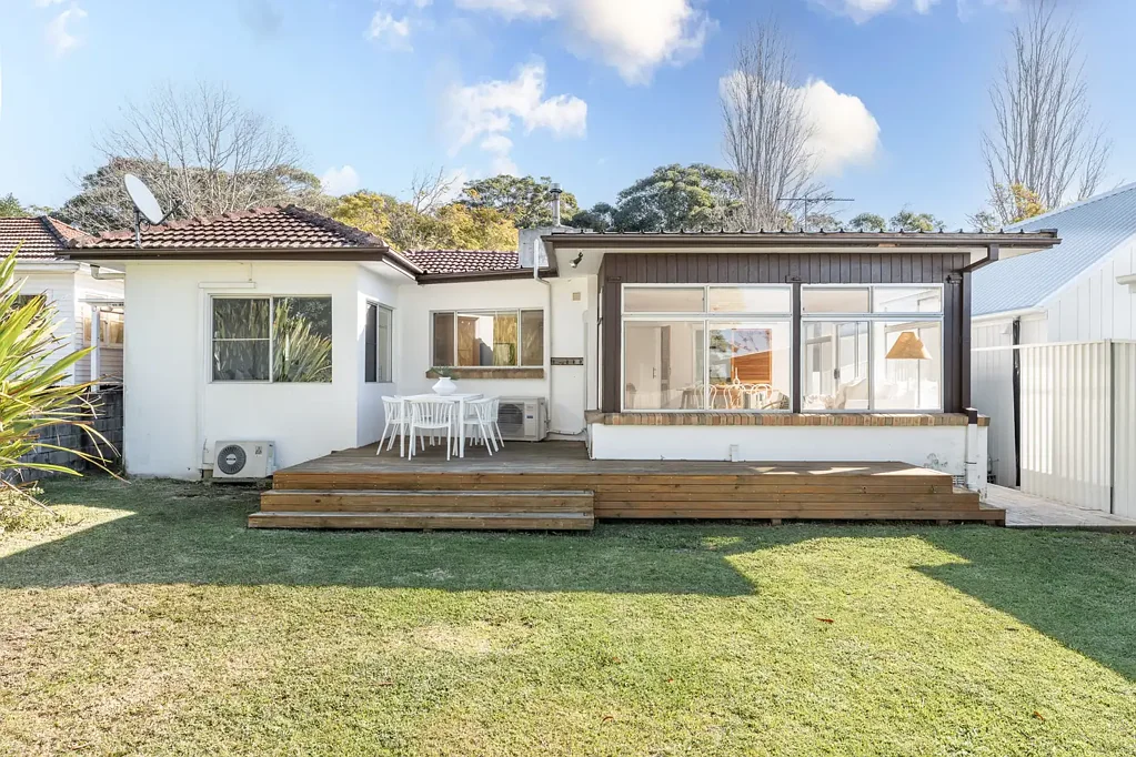 Helensburgh 3Zimmer Peaceful Family Living with Elevated Bush Outlook