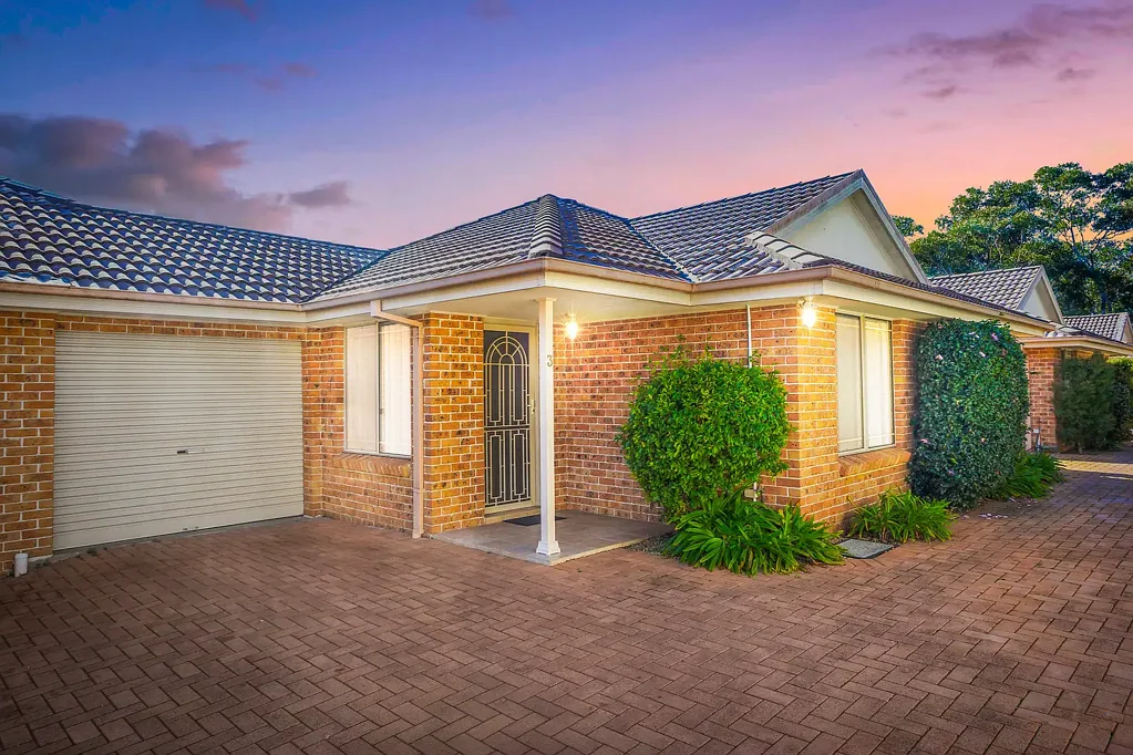 3/843 Henry Lawson Drive, Picnic Point, NSW 2213