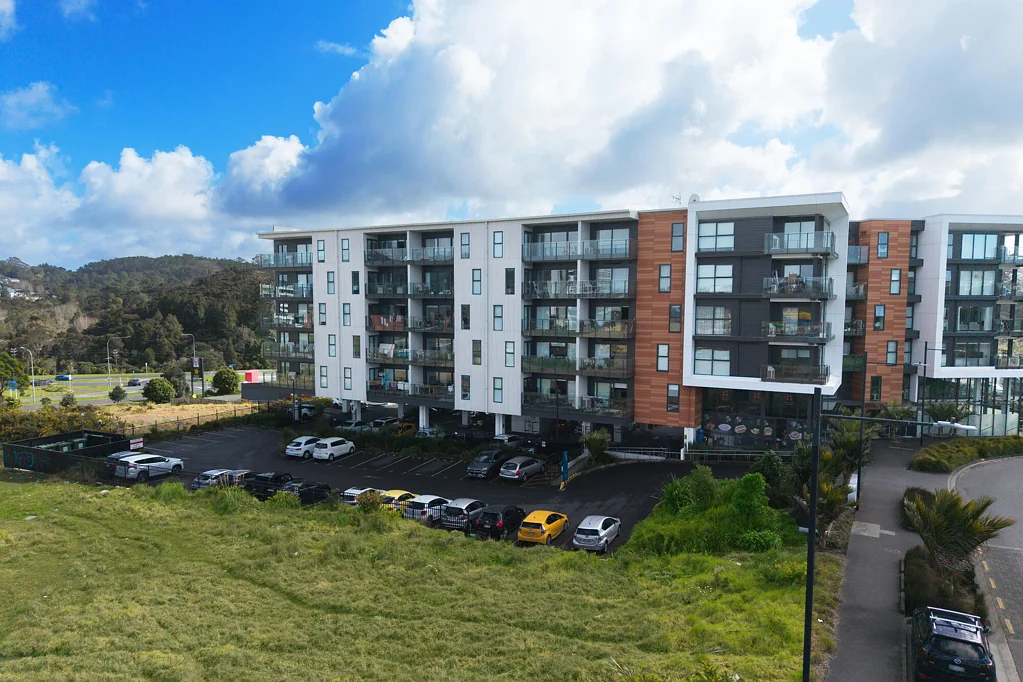 Albany 1ห้องนอน Must Sell! 1 Bed + Study in Albany