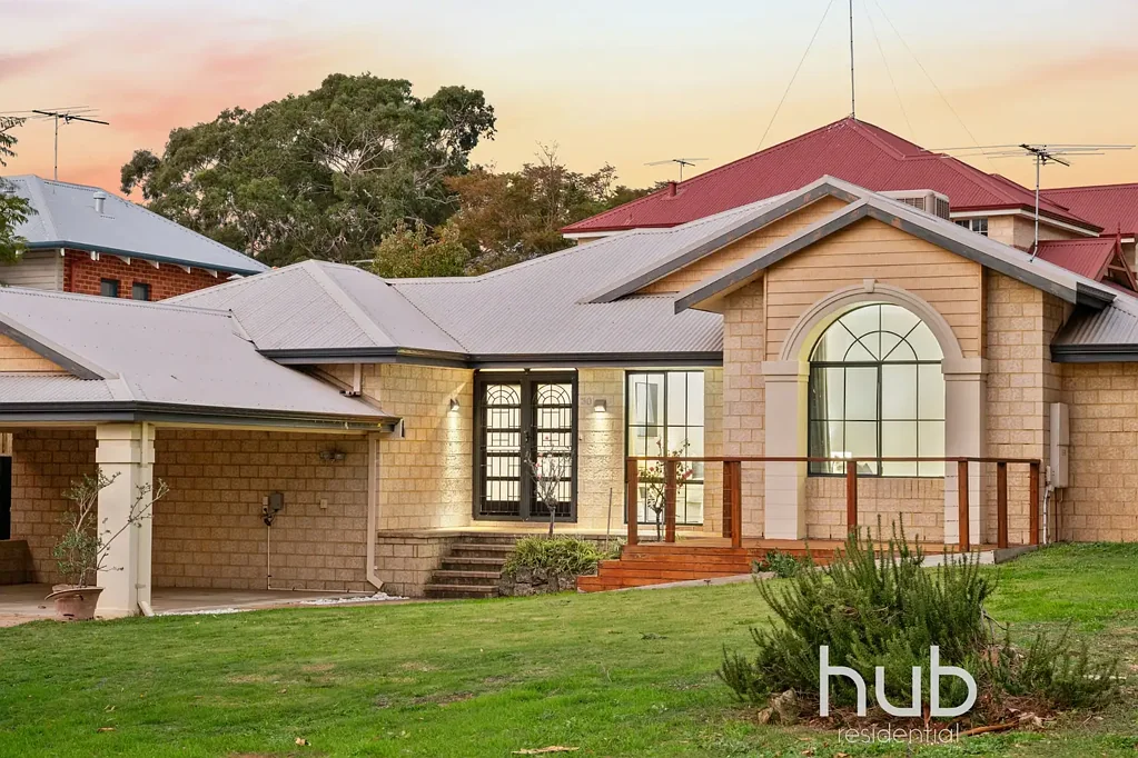 Mount Claremont 4房  Effortless Family Living