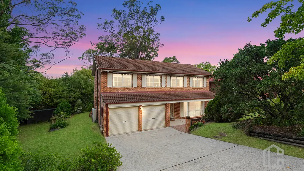Winmalee 4 Bedroom Spacious Family Retreat - In cooling off period - Contact agent for more information.