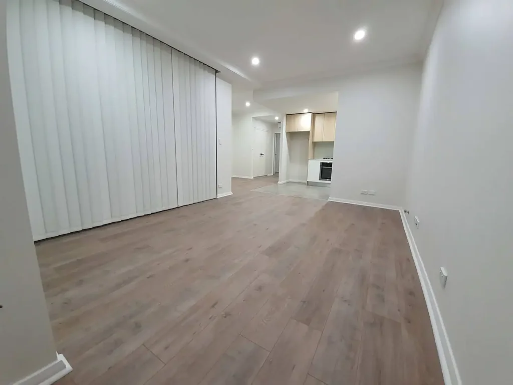 MODERN 1 BEDROOM APARTMENT