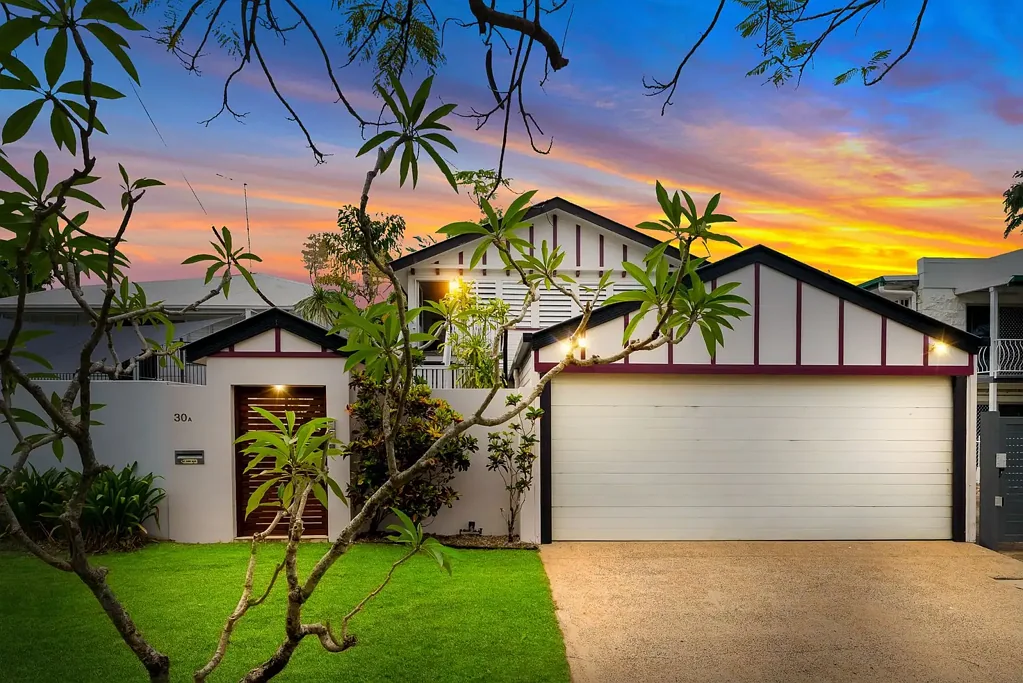 30A Charles Street, Cairns North, QLD 4870