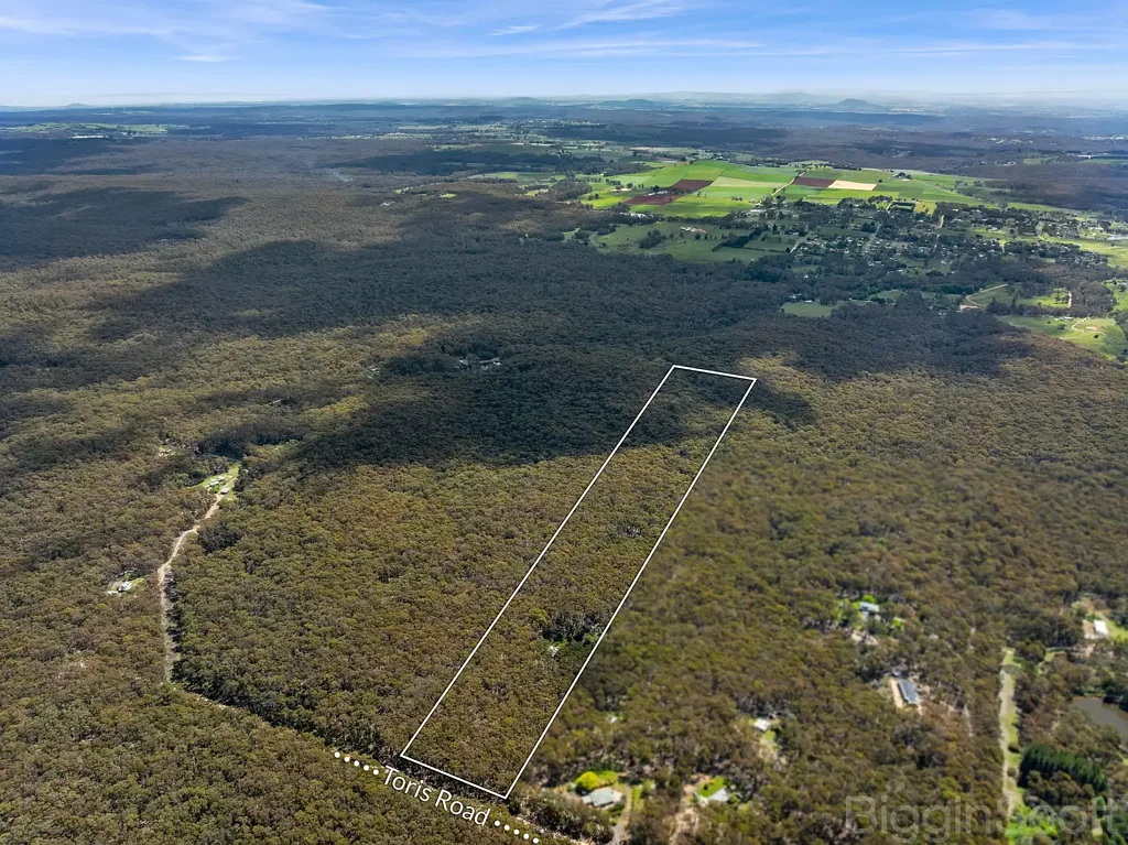 Glenlyon A Rare and Secluded Glenlyon Acreage Backing Onto State Forest – 26.64 Acres with Three Dams