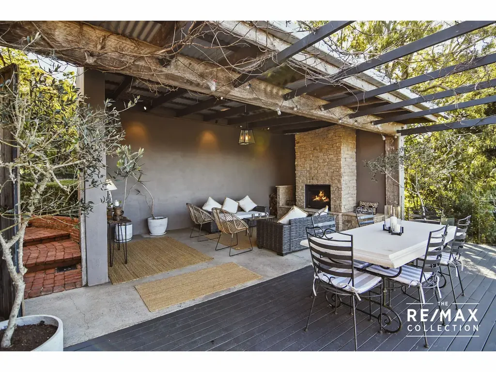 Balmoral Ridge 4Phòng ngủ A Once-in-a-Lifetime Opportunity: Architecturally Designed Home with Unbeatable Views!!