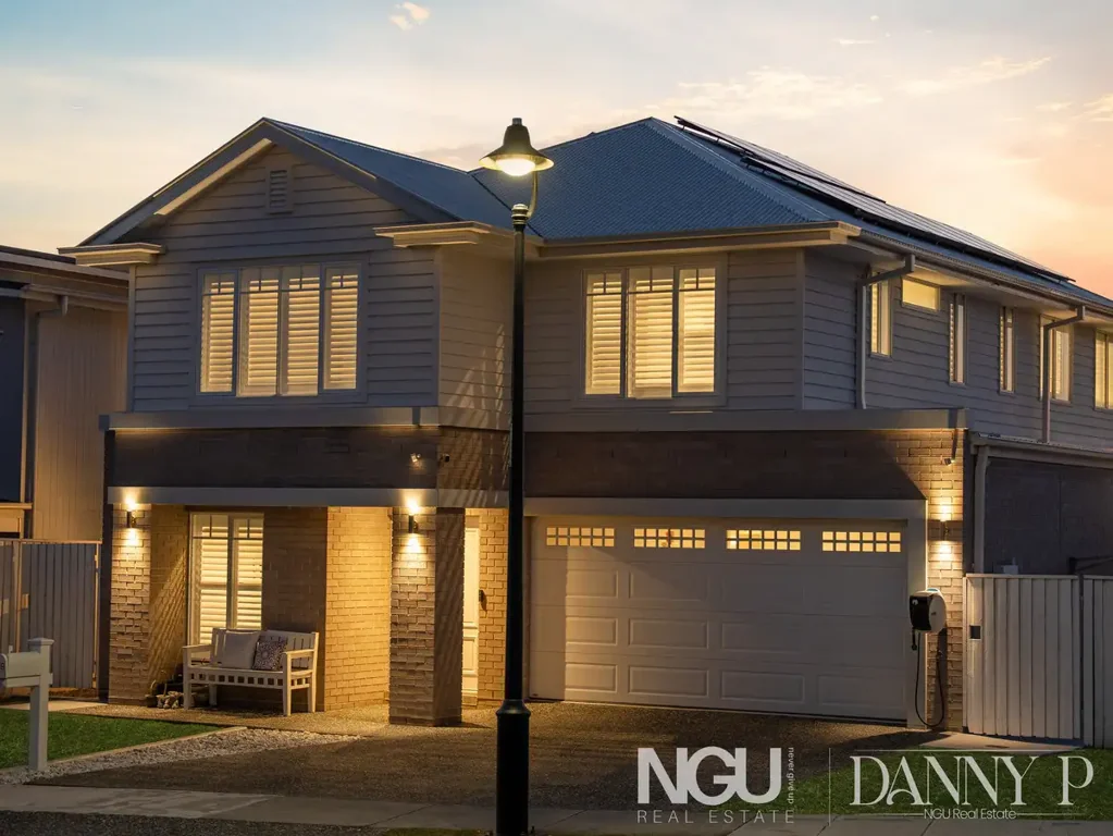 Ripley 5部屋 RARE RIPLEY FIND - 5 BEDROOM METRICON MASTERPIECE WITH REAR YARD ACCESS!