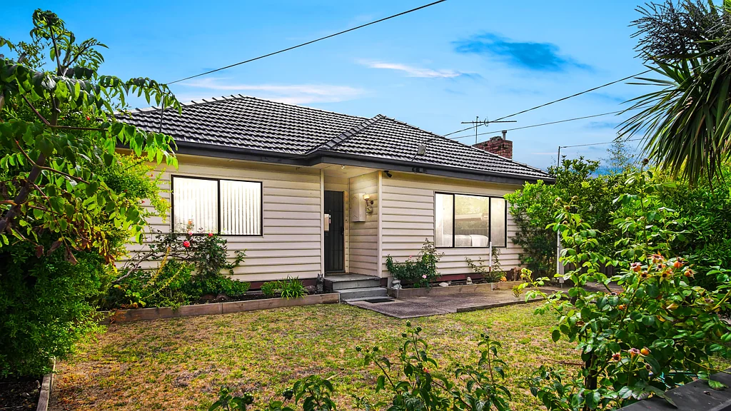 6 Eden Avenue, Springvale, VIC 3171