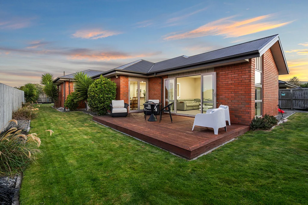 9 St Peters Close, Woolston, Christchurch, Canterbury