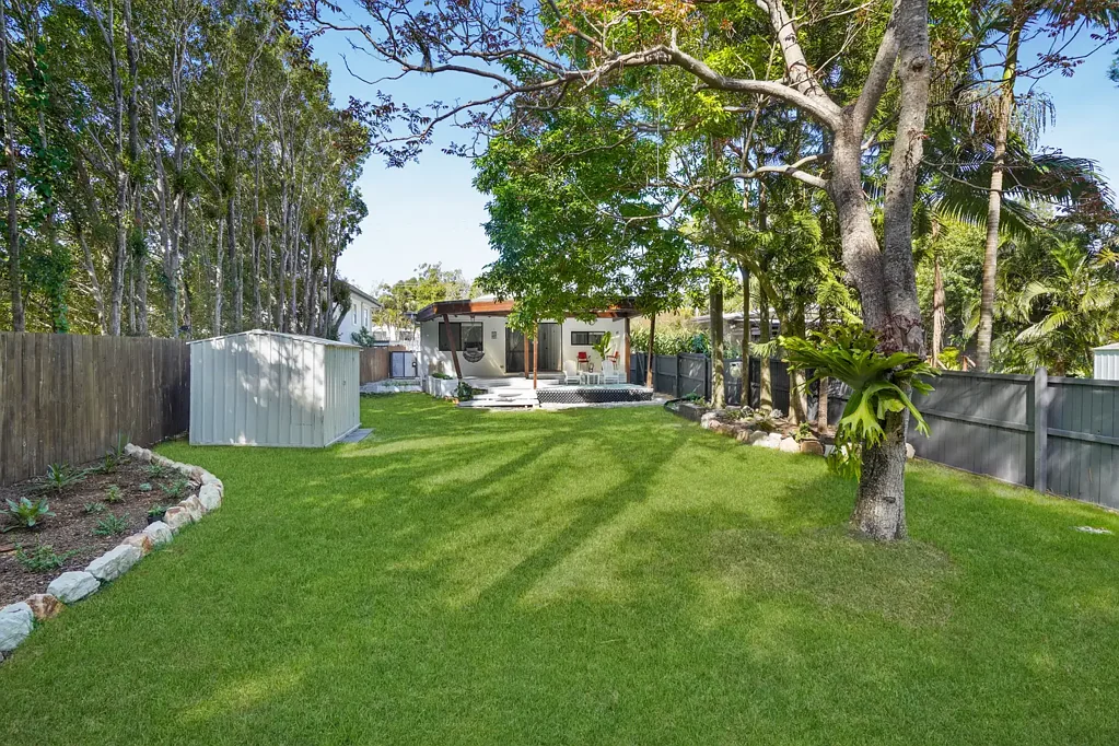 Charming Renovated Retreat with Private Creek Access!!