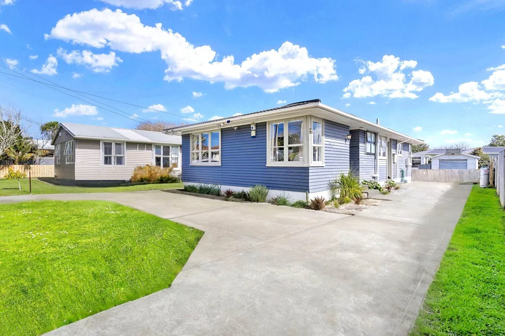 17 Sullivan Avenue, Mangere Bridge, Manukau City, Auckland