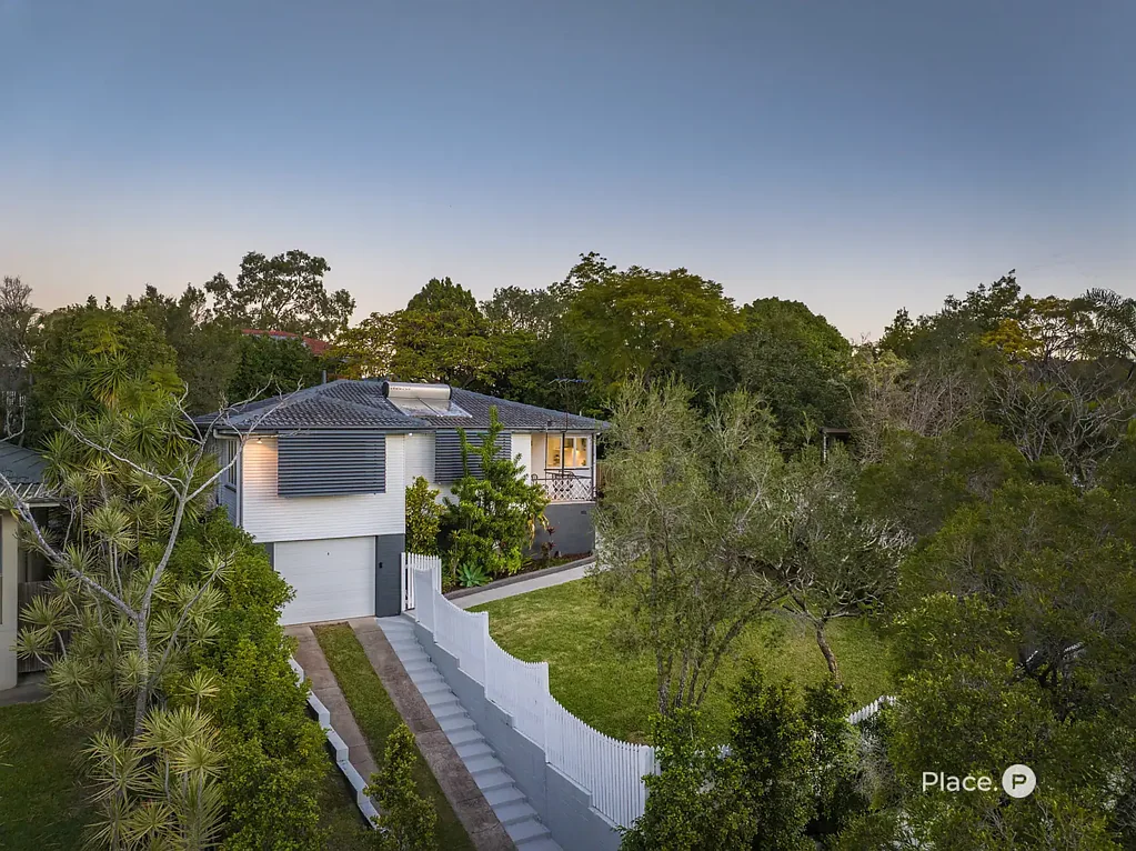 Holland Park 3Kwarto Auction On-site | Sat 15 Aug at 4pm