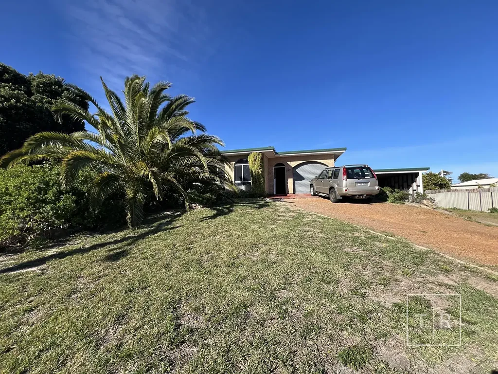 100 Burton Road, Castletown, WA 6450