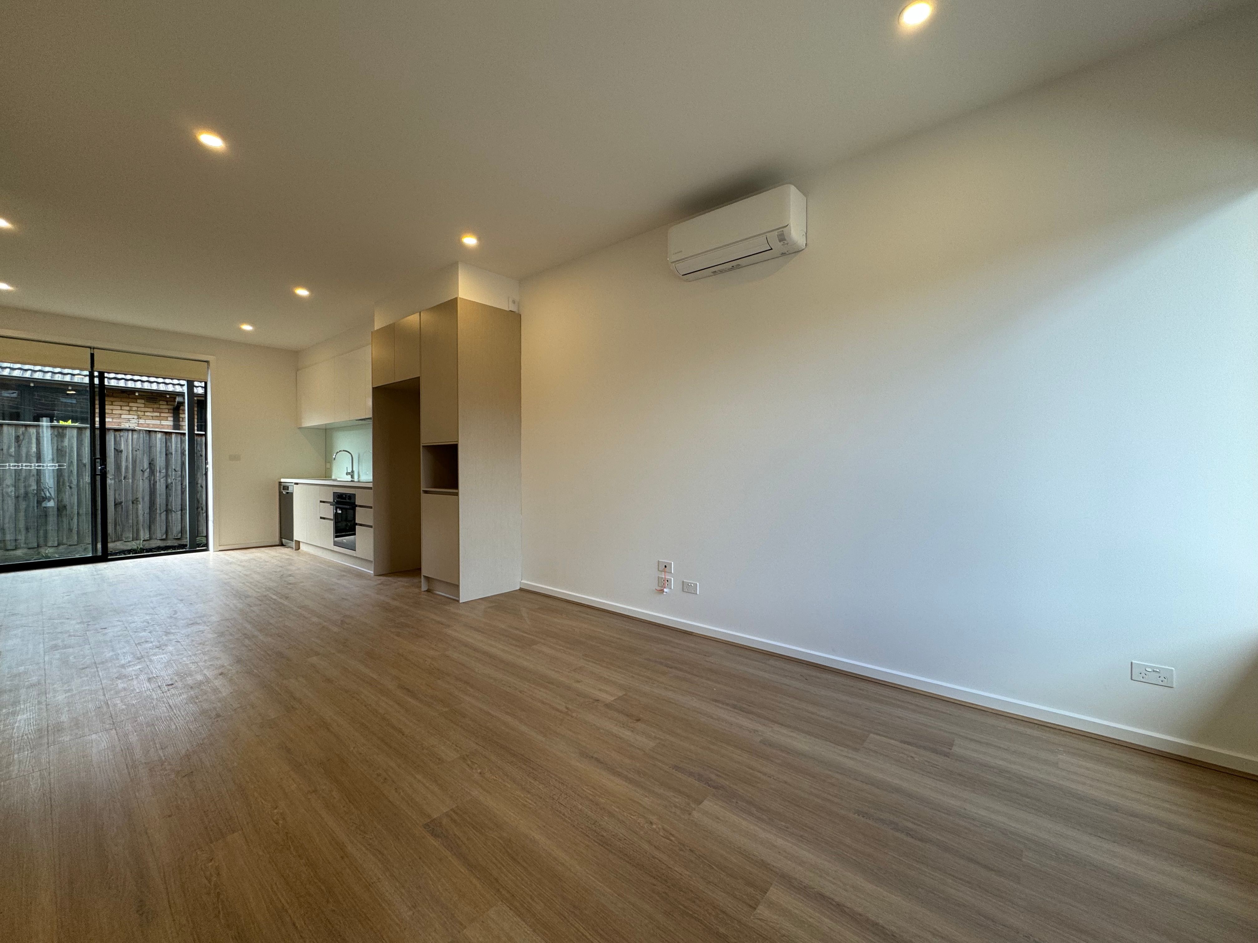 2H BYFIELD ST, RESERVOIR VIC 3073, 0 phòng ngủ, 0 phòng tắm, House