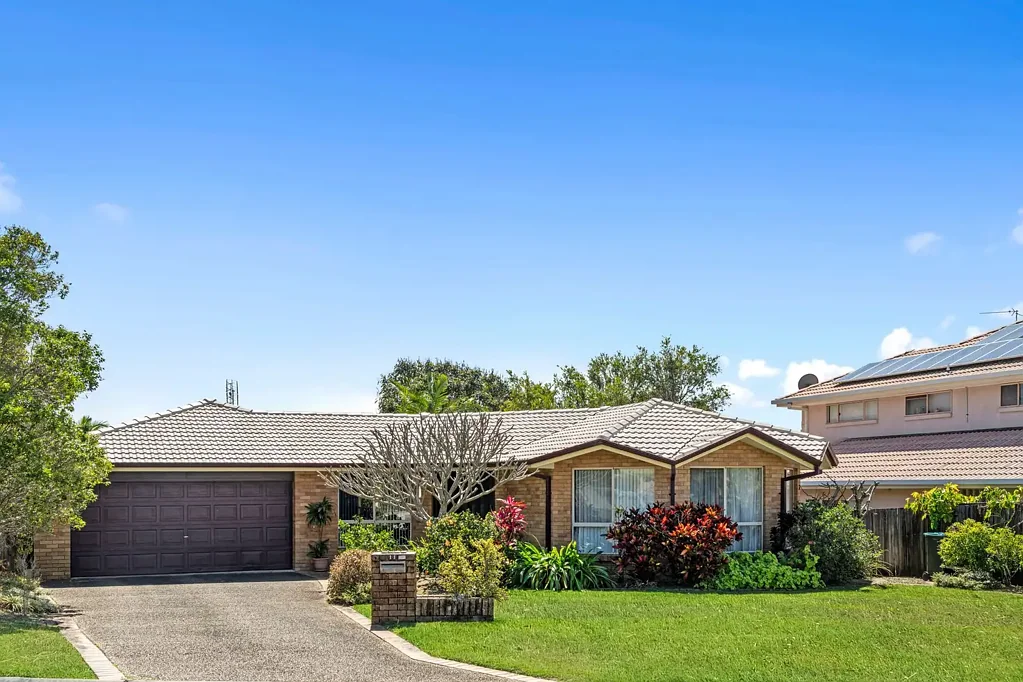 Highland Park 5 Bedroom A Loving Family Home Ready for Its Next Chapter - Dual Living in Highland Park!