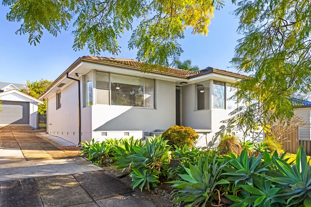 17 Brougham Street, Emu Plains, NSW 2750