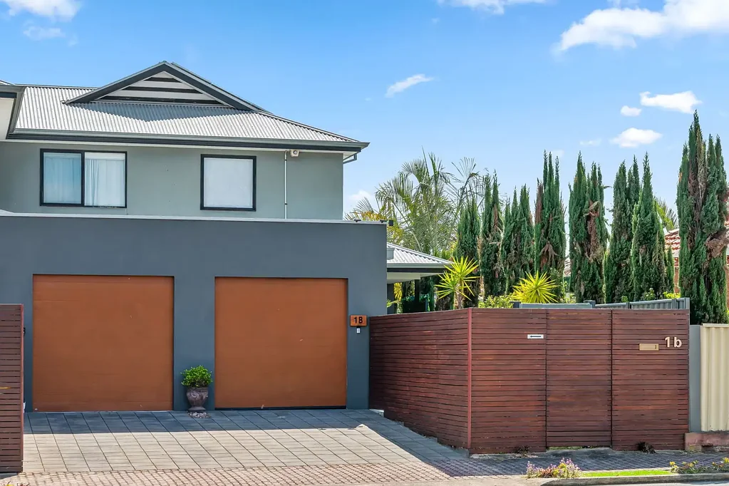 1B Derrick Avenue, Glenelg North, SA 5045