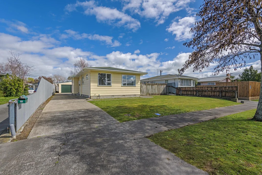 18 Acacia Street, Kelvin Grove, Palmerston North City, Manawatu-Wanganui